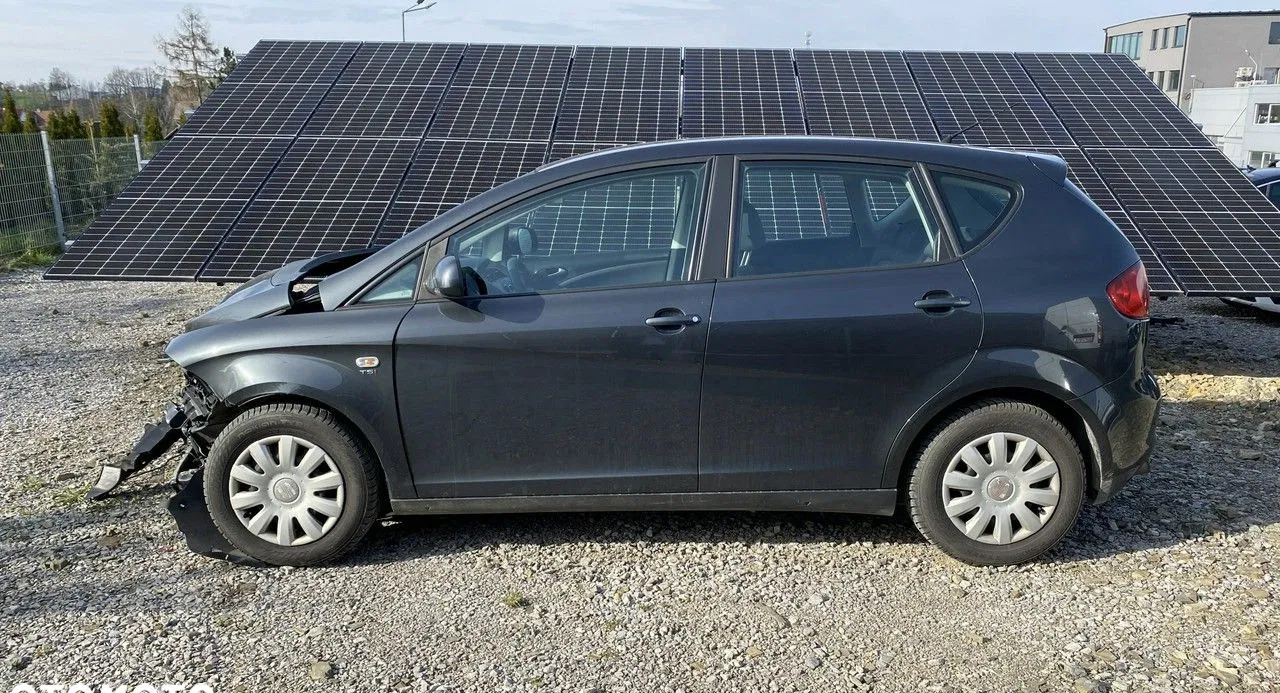 seat krośniewice Seat Altea cena 7900 przebieg: 123300, rok produkcji 2011 z Krośniewice